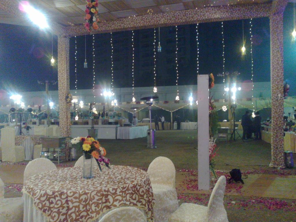 Holiday Regency Moradabad Exterior foto